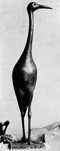 Martin Mayer: Kranich. 1966, Bronze, Höhe 165 cm