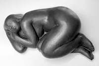 Martin Mayer: Schlafende. 1965, Bronze, Länge 63 cm